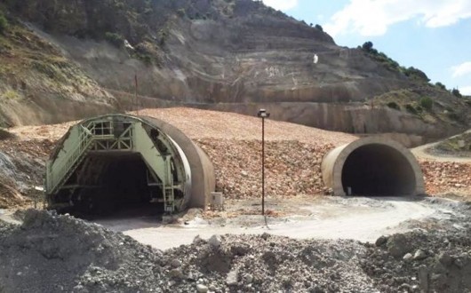 Doğanşehir Erkenek Karayolunda Heyelan