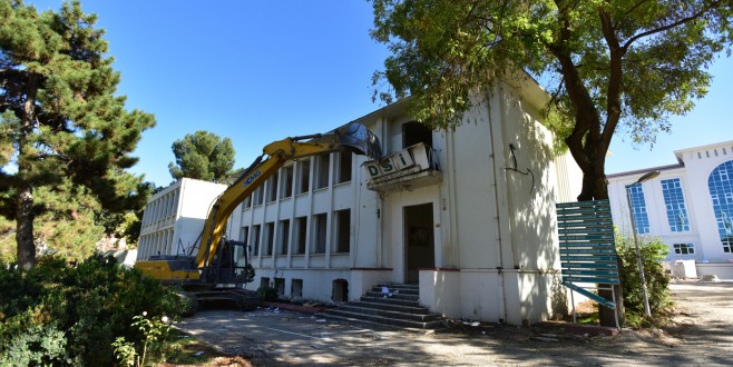 DSİ 92. Şube Müdürlüğü Eski Hizmet Binası Yıkıldı