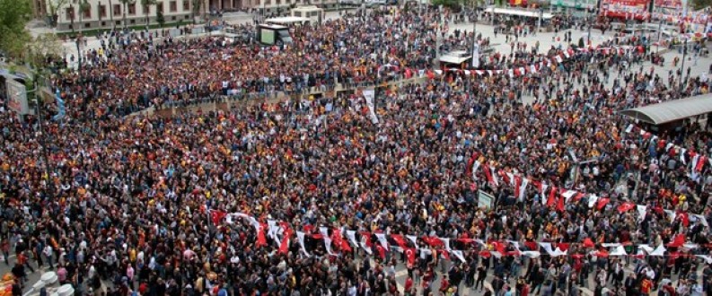 EFSANE GERİ DÖNDÜ