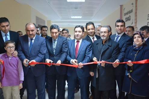 EĞİTİM KORİDORLARI VE OYUN ALANLARI