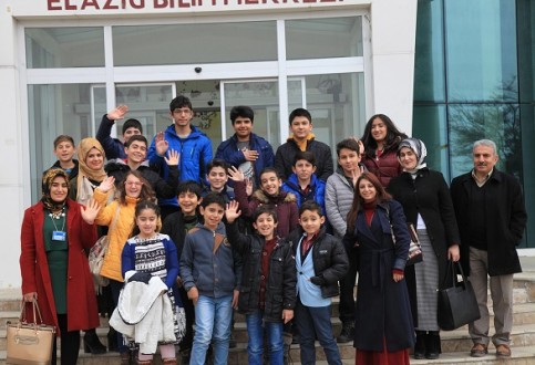 Elazığ Belediyesi Adem’den Çocuklara Öğrenci Koçluğu Eğitimi