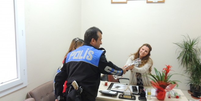 EMNİYET'TEN ÖĞRETMENLER GÜNÜ