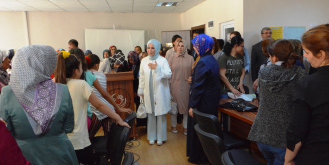 Esra Tüfenkci ve Neriman Kaban, Bayram Öncesi Ziyaretlerde Bulundu