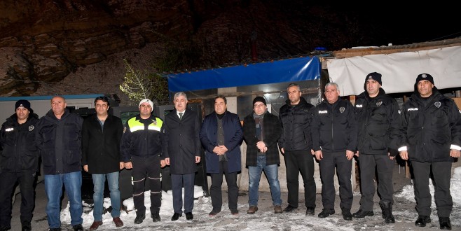 Fendoğlu, Yılbaşı Gecesi Güvenlik Noktalarını Ziyaret Etti