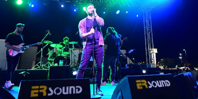Festivalde İlyas Yalçıntaş Rüzgârı Esti