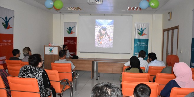 Fotoğraf Severler Yeşilyurt Kent Konseyi’nde Buluştu