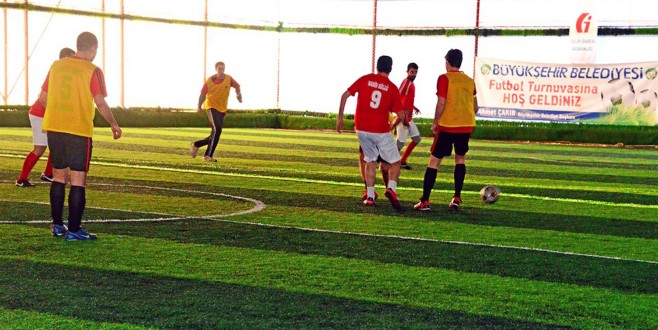 FUTBOL TURNUVASINDA  ÇEYREK FİNALİSTLER BELLİ OLDU