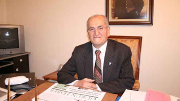Galip Demirel Vefat Etti