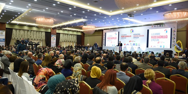 GENÇ NÜFUS CİDDİ BİR RİSKLE KARŞI KARŞIYA