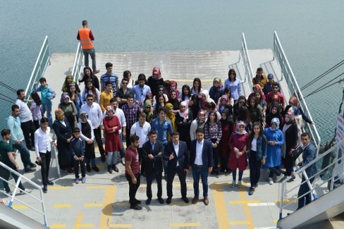 Gençler Feribot Turunda ve Tarihi Eserler Gezisinde Buluştu