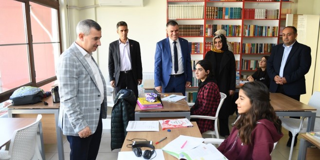 “Gençlerimizi İyi Bir Geleceğe Hazırlamak Asli Görevimiz”