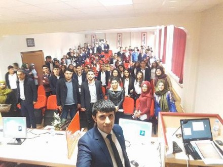 Gençlik Konseyi Derneği Malatya Lisesinde Bilgi yarışması düzenledi