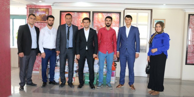Gençlik Konseyi'nden Kitap Kırtasiye Yardımı