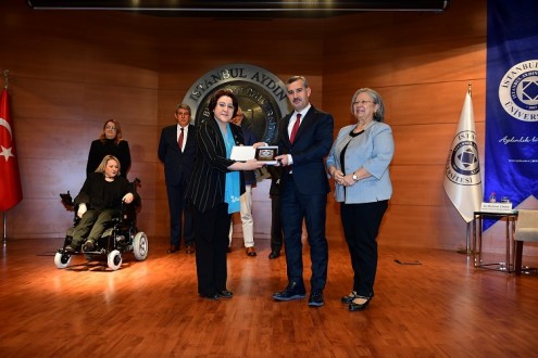 Gönüllere Dokunmadan Mutlu Şehirler Kurulamaz