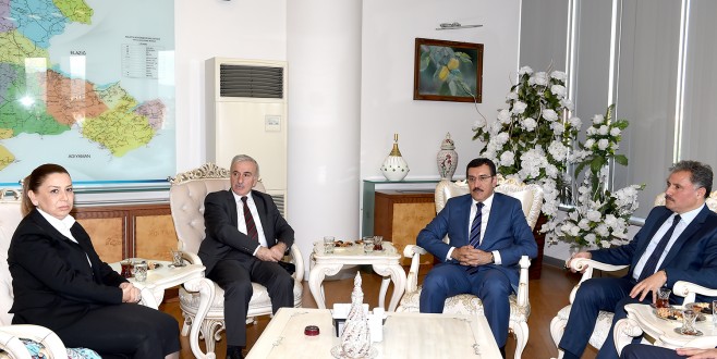 GÜMRÜK VE TİCARET BAKANI TÜFENKCİ BAŞKAN ÇAKIR’I ZİYARET ETTİ