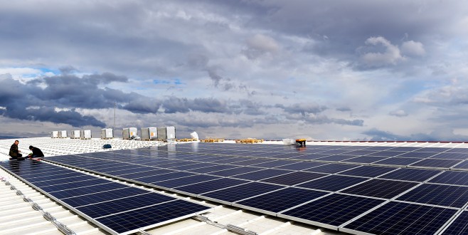 GÜNEŞ ENERJİSİNDEN 454 BİN KWH ELEKTRİK ÜRETİLECEK