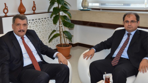 GÜRKAN, “YEŞİL KUŞAK PROJESİ ALANINI PETONLAŞTIRMAYACAĞIZ”