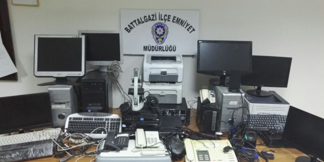 Halk Eğitim Müdürlüğüne Giren Hırsızlar Yakalandı