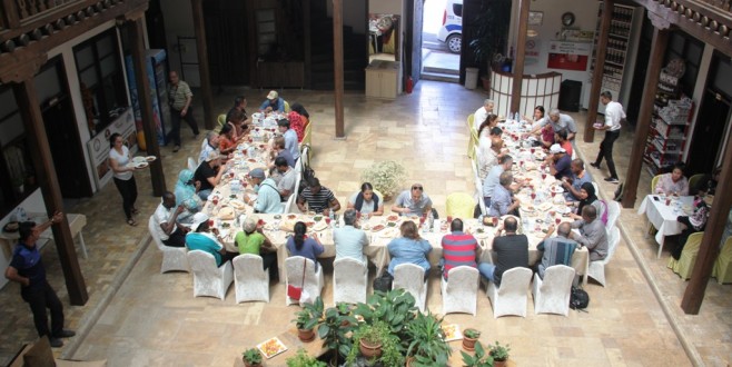 İİT Ülkesi Temsilcileri Arapgir’i Gezdi