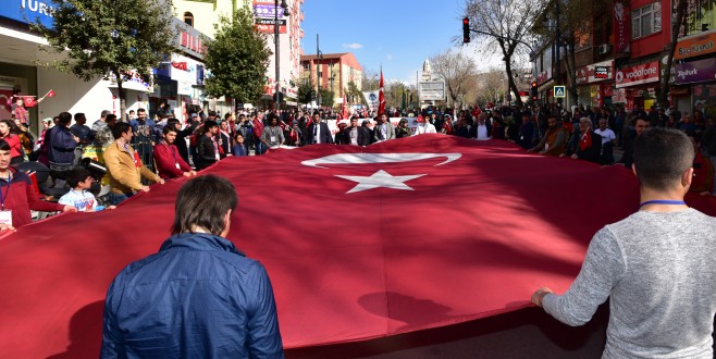 “İstiklal Marşı’nın Kabulü Ve Bayrak Yürüyüşü” Yoğun İlgi Gördü
