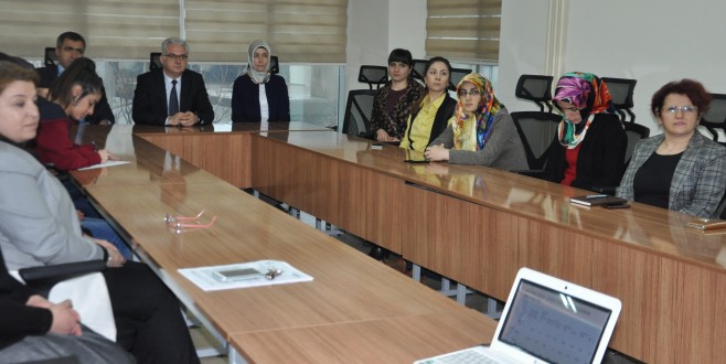 KADIN İSTİHDAMININ ARTIRILMASI VE FIRSAT EŞİTLİĞİNİN SAĞLANMASI KONUSUNDA EĞİTİM