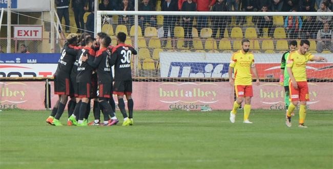 Kaplan Yara Aldı: 1-2