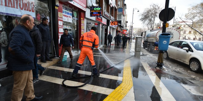 Kar Ve Buz Temizliğinin Yapıldığı Cadde Ve Sokaklar Yıkanıyor