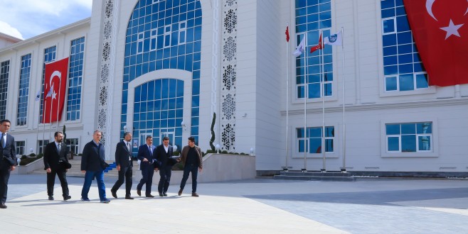 Karataş, “Selahattin Başkanımız Bizim İçin Yeri Ayrı Olan Bir Başkan”