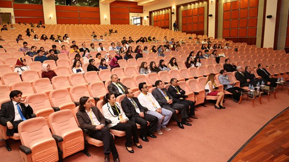 KDTU Günleri ve Ulusal Tıp Öğrenci Kongresi Başladı