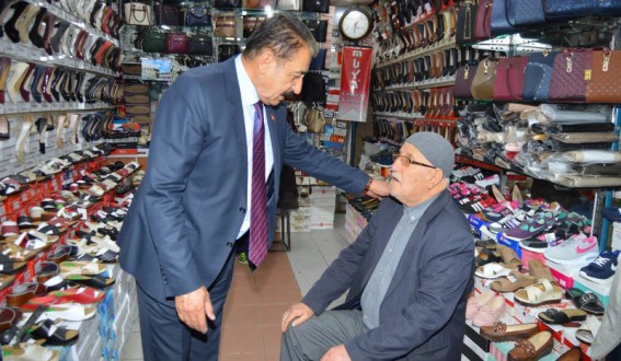 “Deprem Mağduru Esnafın Prim ve Vergilerini Devlet 6 Ay Ödemeli”