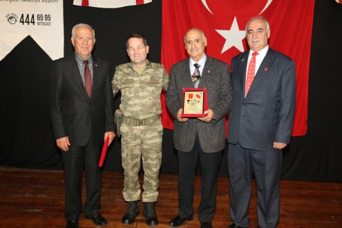“KIBRIS ŞEHİTLERİNİ ANMA” KONULU KONFERANS GERÇEKLEŞTİRİLDİ