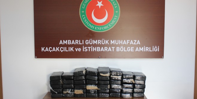 Kokaini Kaçıramayınca Minibüsü Yaktılar