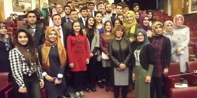 "Kürsü Sende" Program Konuğu Hacı Uğur Polat oldu.