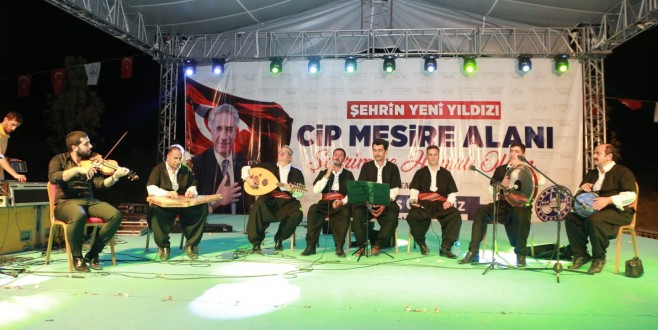 Kürsübaşı Dinletisi’ne Yoğun Katılım