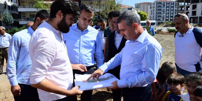 “Mahallelerimizi Modern Park Alanlarıyla Buluşturuyoruz”