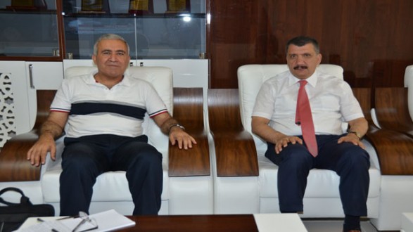 "MALATYA'NIN BARAJLARDAN SU TEMİNİNİ GÜNDEME ALMASI LAZIM”