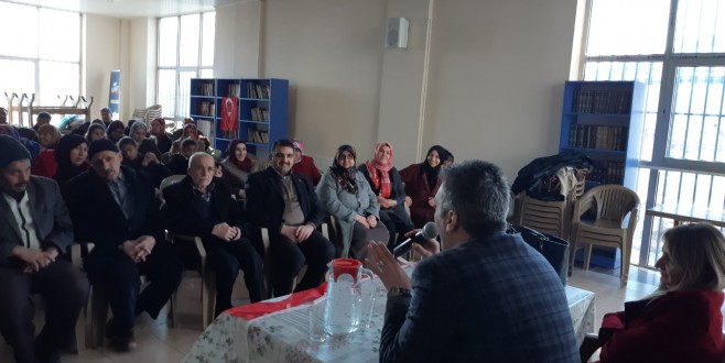 MHP Malatya Kadın Kollarından Anlamlı Konferans