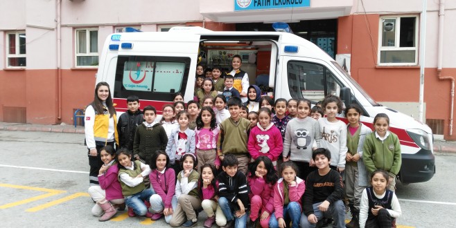 “MİNİK 112” PROJESİ KAPSAMINDA FATİH VE GAZİ İLKOKULUNDA EĞİTİM VERİLDİ