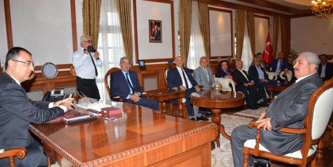 Muhtarlardan Vali Toprak’a Ziyaret