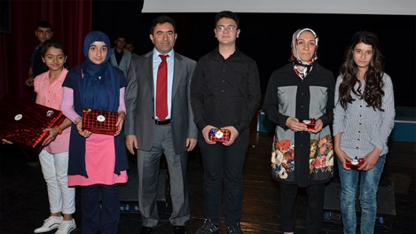 Necip Fazıl'ı An(la)ma ve Şiir Okuma Yarışması Ödül Töreni Gerçekleşti