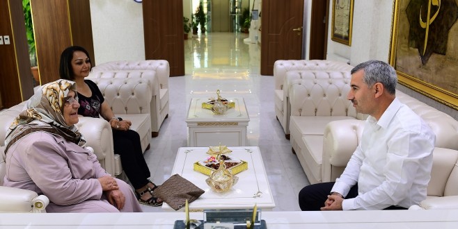 "Öğretmenlerimizin Üzerimizdeki Emekleri Çok Büyüktür