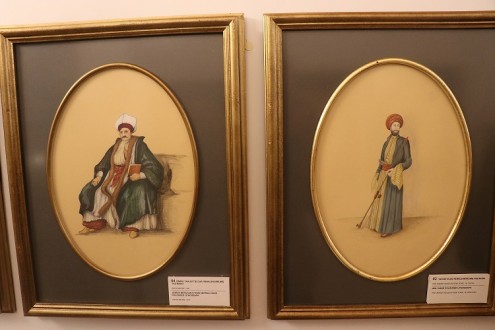 'Osmanlı'da Yahudi Kıyafetleri' sergisi İzmir’de açıldı