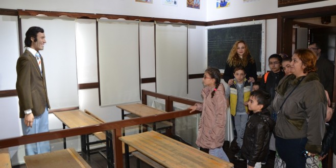 Özel Çocuklar, Aileleri İle Birlikte Müzeleri Gezdi
