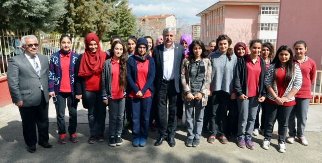 Polat, “Batı Dünyasının Kültür Emperyalizmine Karşı Uyanık Olalım”
