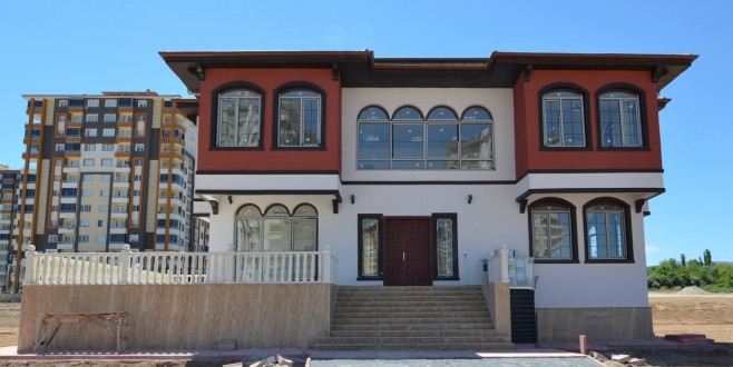 POLAT, “EĞİTİM DÜNYAMIZA ÖNEMLİ BİR YATIRIM”