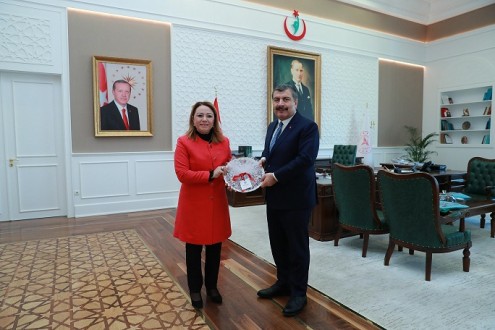 Rektör Karabulut, sağlık projelerini Bakan Koca’ya aktardı