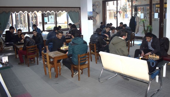 Satranç Turnuvasına Büyük İlgi