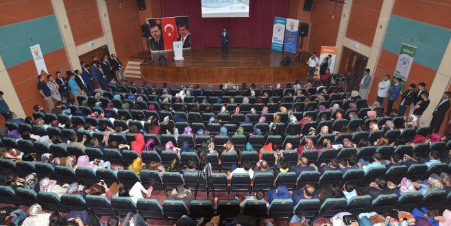 “SERDAR TUNCER İLE ŞİİRLİ MUHABBET” PROGRAMI BÜYÜK İLGİ GÖRDÜ