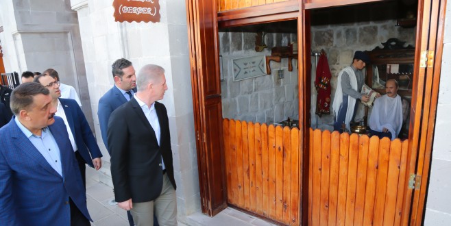 Sivas Valisi Gül, Başkan Gürkan’ı Ziyaret Etti