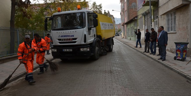 SOKAKLAR ÇAĞDAŞ BİR GÖRÜNÜME KAVUŞUYOR